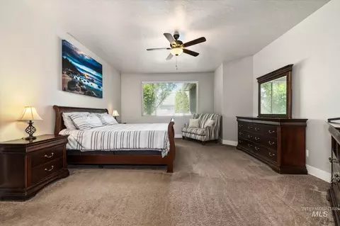 Bedroom - 847 N Tullshire Way, Eagle, ID 83616 photo 4 of 5