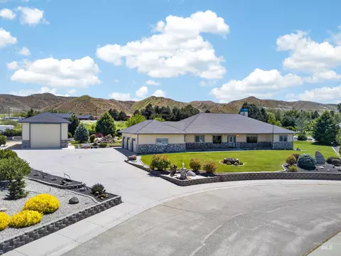 3060 Windfall Cir, Emmett, ID 83617