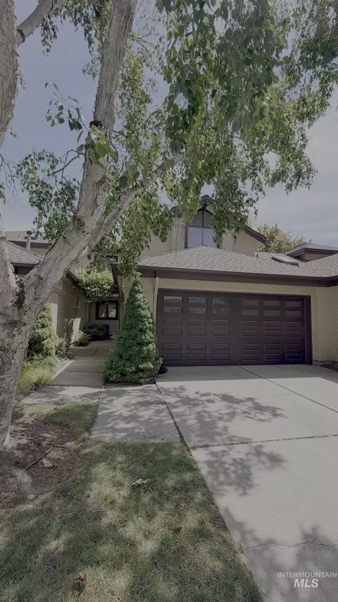 1918 S Springbrook Ln, Boise, ID 83706