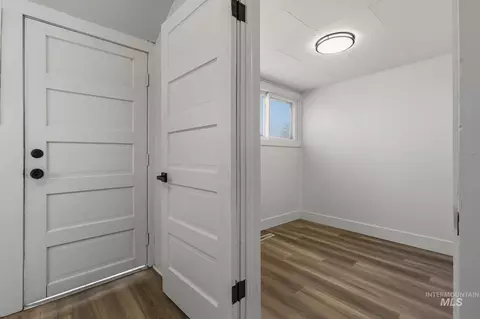 Entry Way - 1114 W 4th St, Weiser, ID 83672 photo 2 of 3