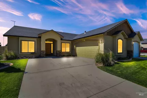 16 N Luke Loop, Nampa, ID 83651