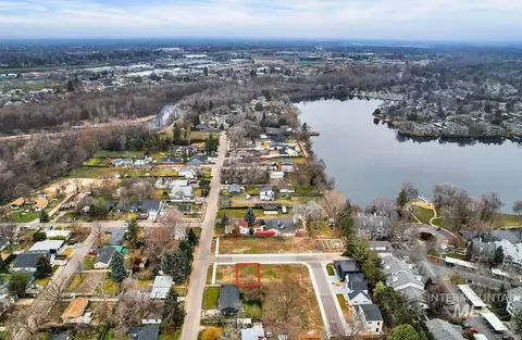 3018 N Water Run, Boise, ID 83703