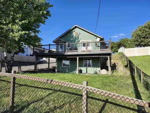 632 N Fir St, Genesee, ID 83832
