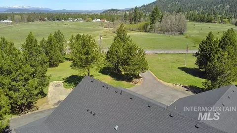 Exterior - 191 Clear Creek Rd, Cascade, ID 83611 photo 5 of 11