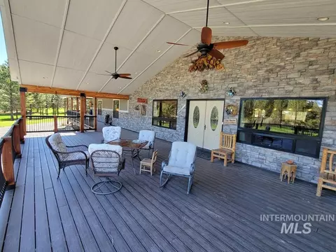 Exterior - 191 Clear Creek Rd, Cascade, ID 83611 photo 9 of 11