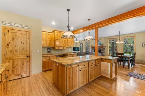 Kitchen - 14199 Franklin Rd, Mccall, ID 83638 photo 3 of 4