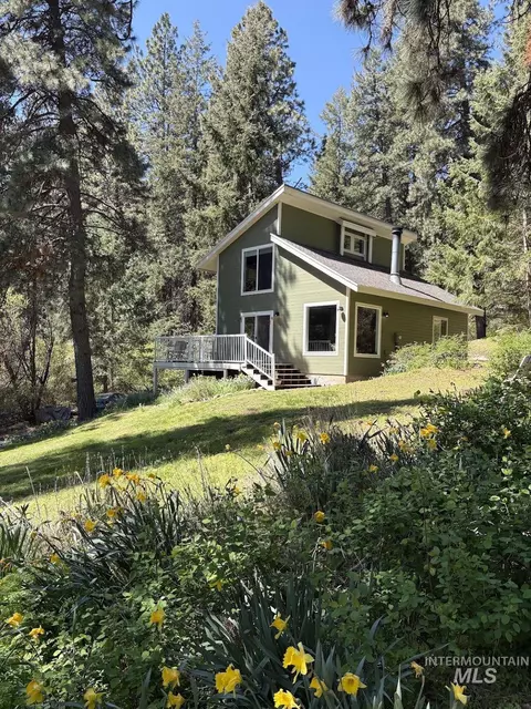 1006 Ken Trl, Moscow, ID 83843