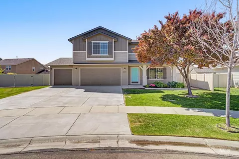 2225 W Mikaela Ct, Nampa, ID 83651