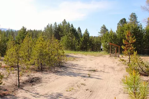 7 Placer Pl, Cascade, ID 83611 photo 4