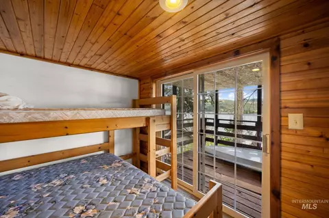 Bedroom - 448 Rocky Point Loop Rd, Plummer, ID 83851 photo 4 of 6
