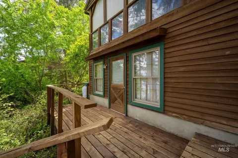 Exterior - 448 Rocky Point Loop Rd, Plummer, ID 83851 photo 4 of 17