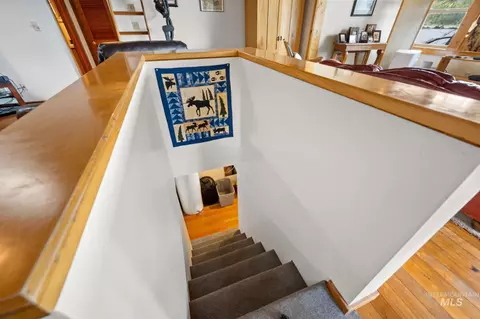 Entry Way - 448 Rocky Point Loop Rd, Plummer, ID 83851 photo 2 of 2