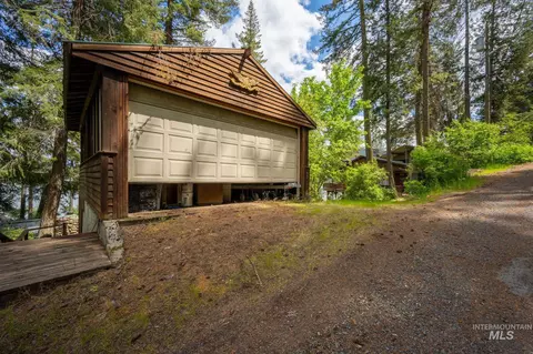 Exterior - 448 Rocky Point Loop Rd, Plummer, ID 83851 photo 14 of 17