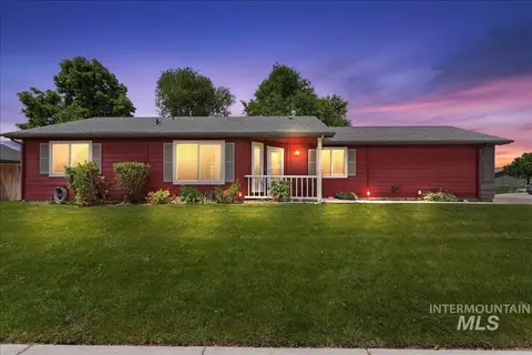329 Palace Way, Nampa, ID 83687