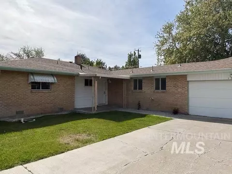 1340 Lawndale Dr, Twin Falls, ID 83301