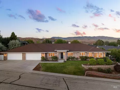 4156 N La Mesita Way, Boise, ID 83702