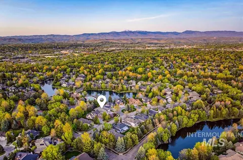 View/Area - 326 W River Trail Dr, Eagle, ID 83616 photo 7 of 7