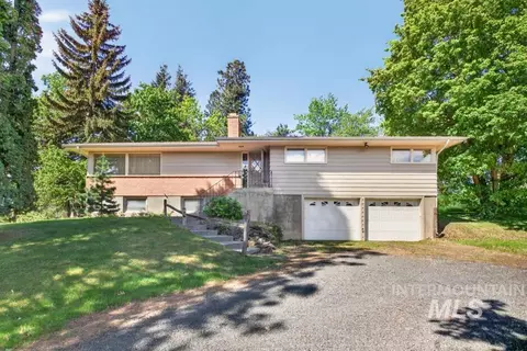 1825 Orchard Ave, Moscow, ID 83843