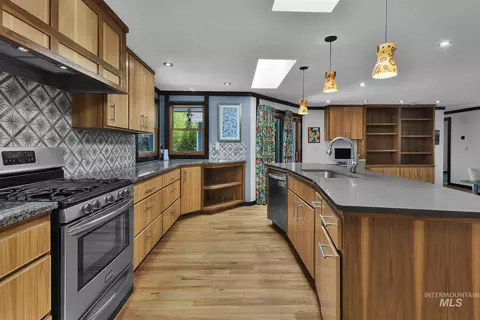 Kitchen - 882 W Steeple View Dr, Eagle, ID 83616 photo 5 of 5