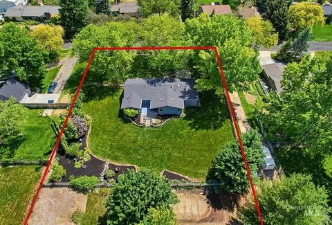 View/Area - 882 W Steeple View Dr, Eagle, ID 83616 photo 3 of 3