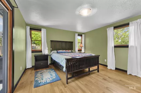 Bedroom - 882 W Steeple View Dr, Eagle, ID 83616 photo 1 of 4
