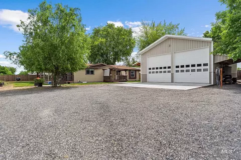 731 14th St, Clarkston, WA 99403