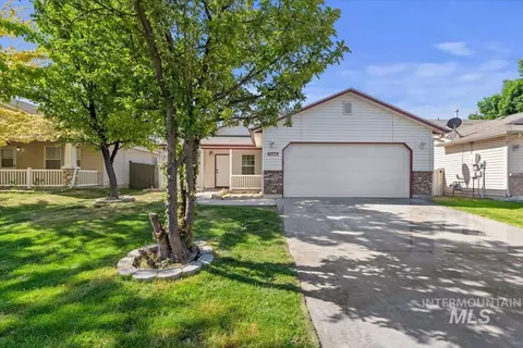 10773 Gossamer St, Nampa, ID 83687