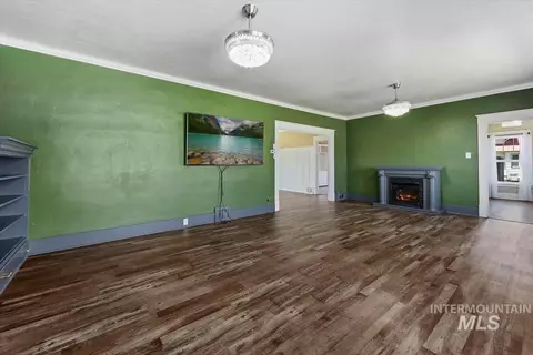 Living - 813 7th, Rupert, ID 83350 photo 2 of 6