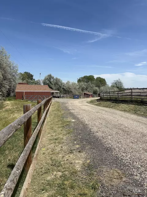 Exterior - 3685 N 2600 E, Twin Falls, ID 83301 photo 10 of 11