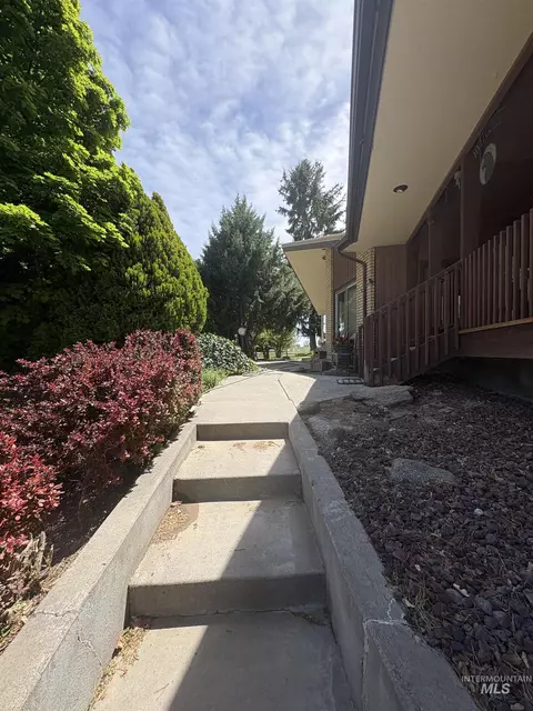 Exterior - 3685 N 2600 E, Twin Falls, ID 83301 photo 11 of 11