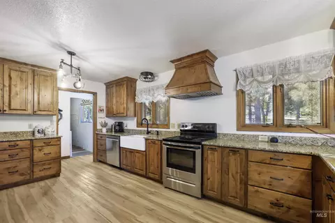 Kitchen - 3685 N 2600 E, Twin Falls, ID 83301 photo 1 of 4