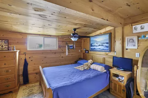 Bedroom - 3685 N 2600 E, Twin Falls, ID 83301 photo 2 of 2