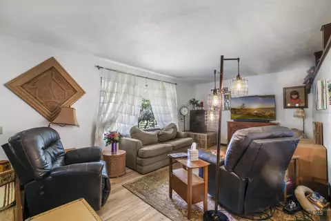 Living - 3685 N 2600 E, Twin Falls, ID 83301 photo 4 of 5