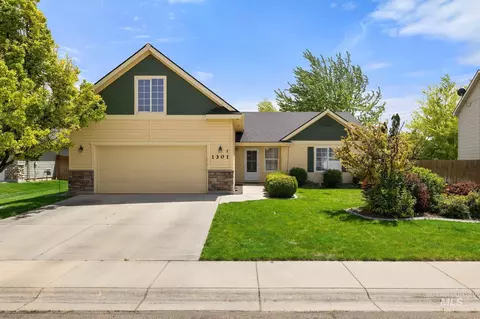 1301 W Hawk Ct, Nampa, ID 83651