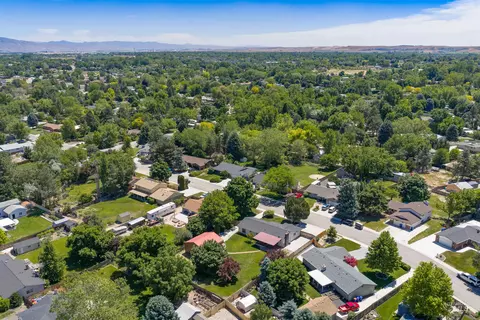 11198 W Oneida Dr, Boise, ID 83709