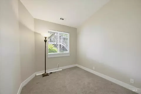 Bedroom - 433 W W State St, Eagle, ID 83616 photo 1 of 3