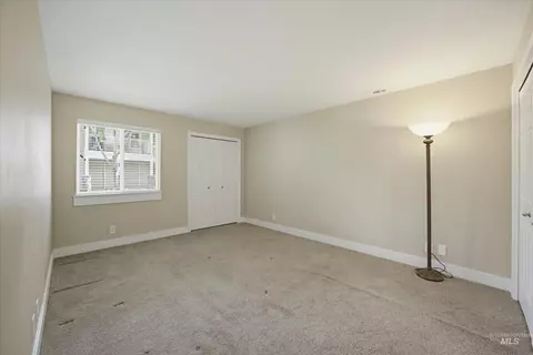 Bedroom - 433 W W State St, Eagle, ID 83616 photo 2 of 3