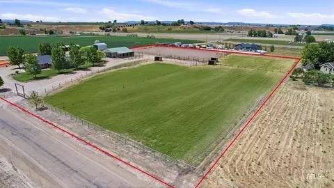 25009 Boise River Rd, Parma, ID 83660