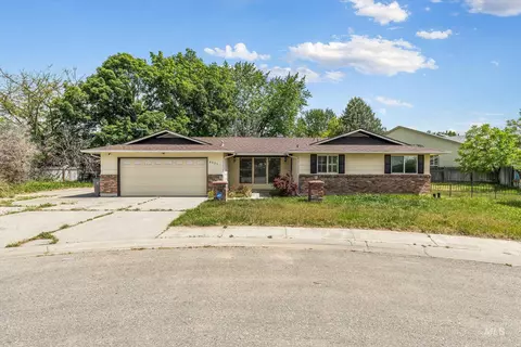 8921 W Sunflower Ct, Boise, ID 83704