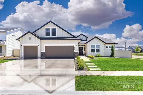 5167 E Sylvan Hart Dr, Nampa, ID 83687