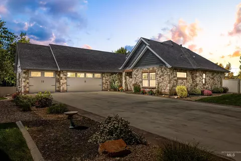 11461 S Cross Slope Pl, Nampa, ID 83686