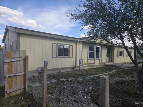 236 Villa Rd, Twin Falls, ID 83301