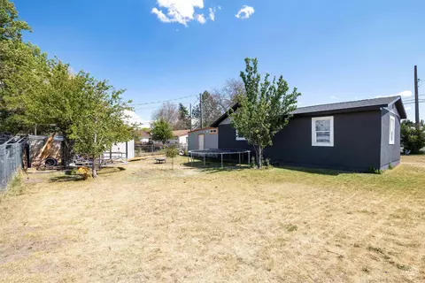 Exterior - 102 E 6th St, Rupert, ID 83350 photo 4 of 6