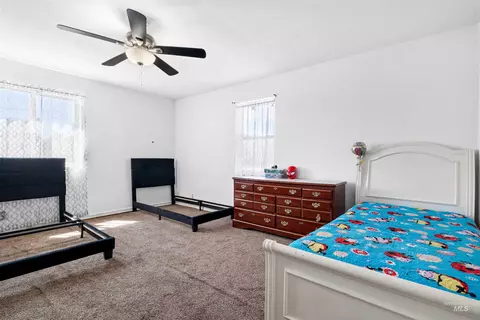 Bedroom - 102 E 6th St, Rupert, ID 83350 photo 2 of 4
