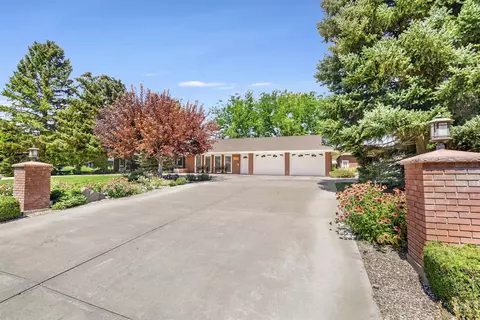 3237 Woodridge Dr, Twin Falls, ID 83301