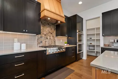 Kitchen - 6252 W Striker Dr, Eagle, ID 83616 photo 1 of 9