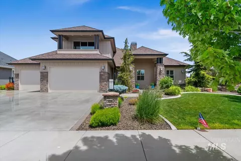 Exterior - 6252 W Striker Dr, Eagle, ID 83616 photo 2 of 8