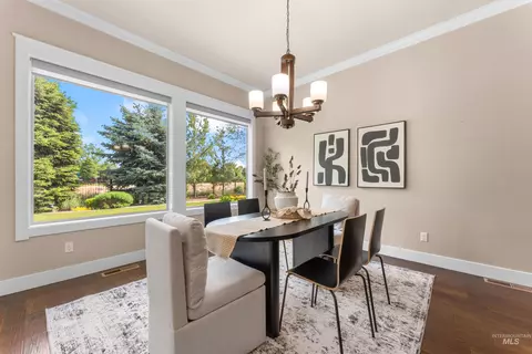 Dining - 6036 W Founders Dr, Eagle, ID 83616 photo 2 of 3