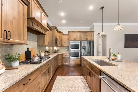 Kitchen - 6036 W Founders Dr, Eagle, ID 83616 photo 4 of 7