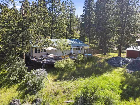 Exterior - 3 Laguna Pl, Cascade, ID 83611 photo 9 of 14